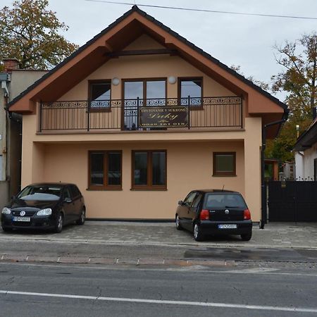 Ubytovanie Luky Hotel Bojnice Exterior foto